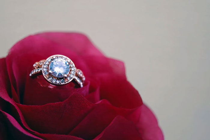 61 Of The Most Life-Changing Secrets People Have Kept From Their Significant Others